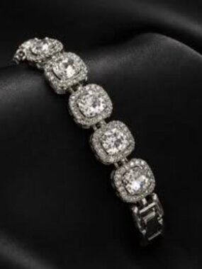 NEW! Silver Tone Rhinestone Bling Fashion Bracelet